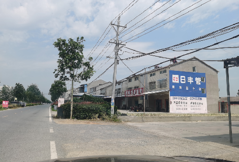 监利如何能保证墙体广告的醒目性？