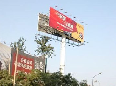 监利户外广告怎么做才能让人一眼记住？